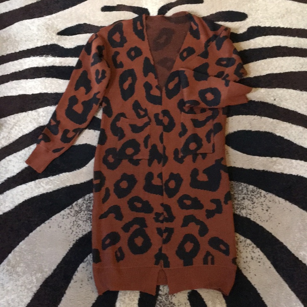 Leopard Sweater size M